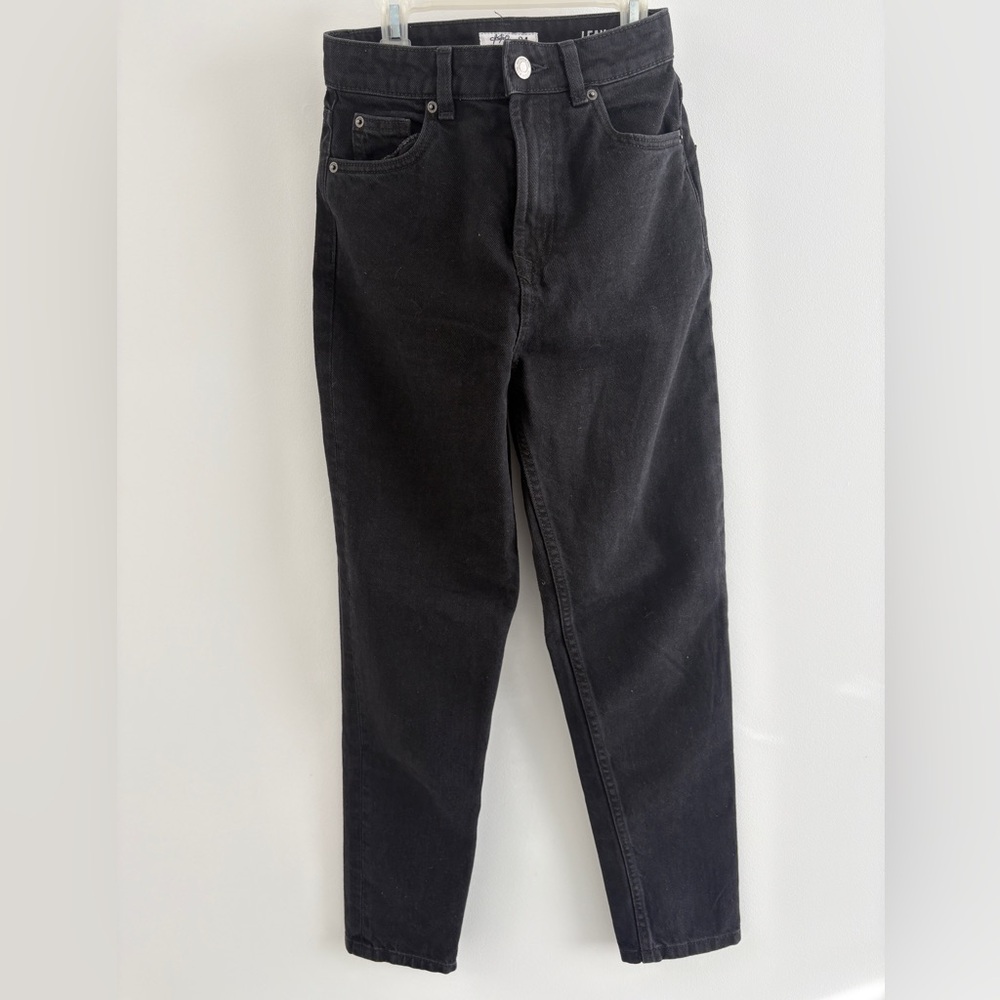 Astro Jeans - Leah Mom Jeans - Size 34 / US 25